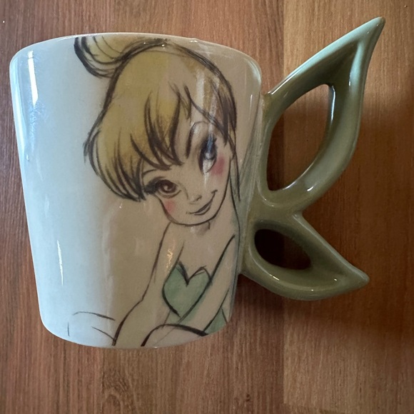 NWOT Disney’s Tinkerbell collectible mug 🧚🏻 - Picture 2 of 4